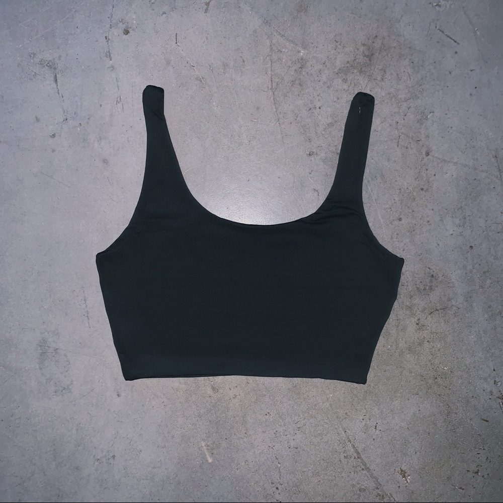 mariposa | black slinky crop top